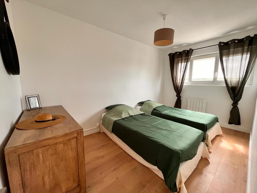 Duplex Familial Proche Gare Et Hyper Centre Ville Villepreux ภายนอก รูปภาพ
